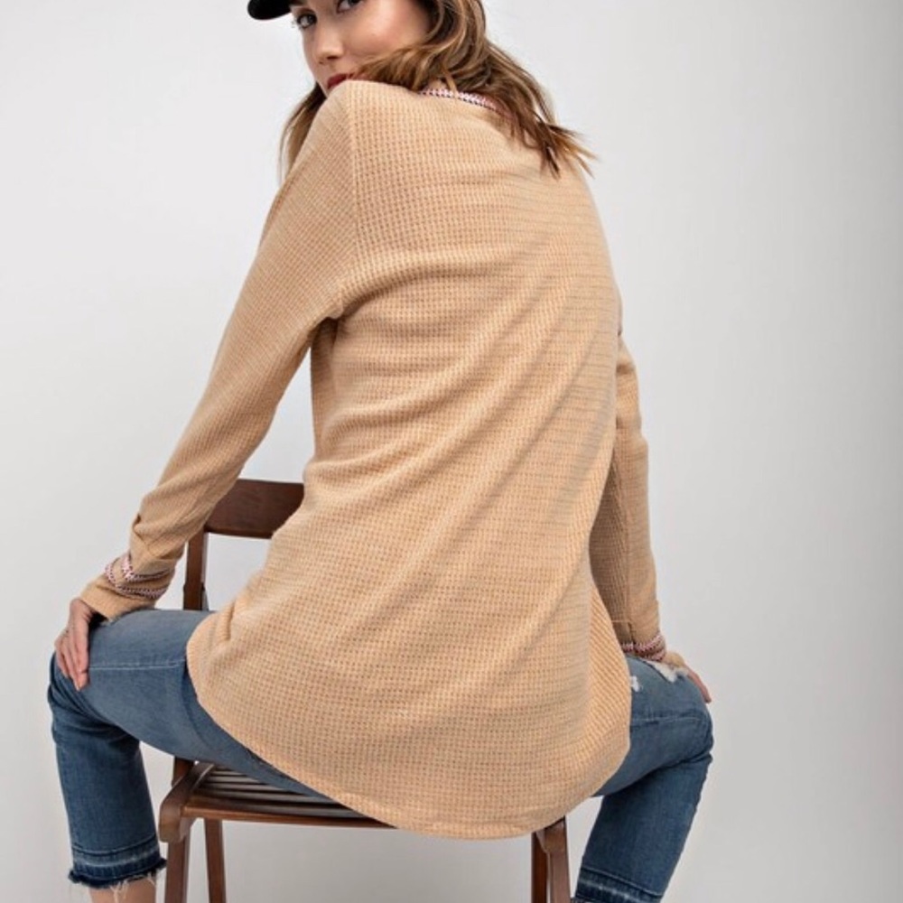 Embroidered Detail Waffle Knit Henley Top - Picture 3 of 3